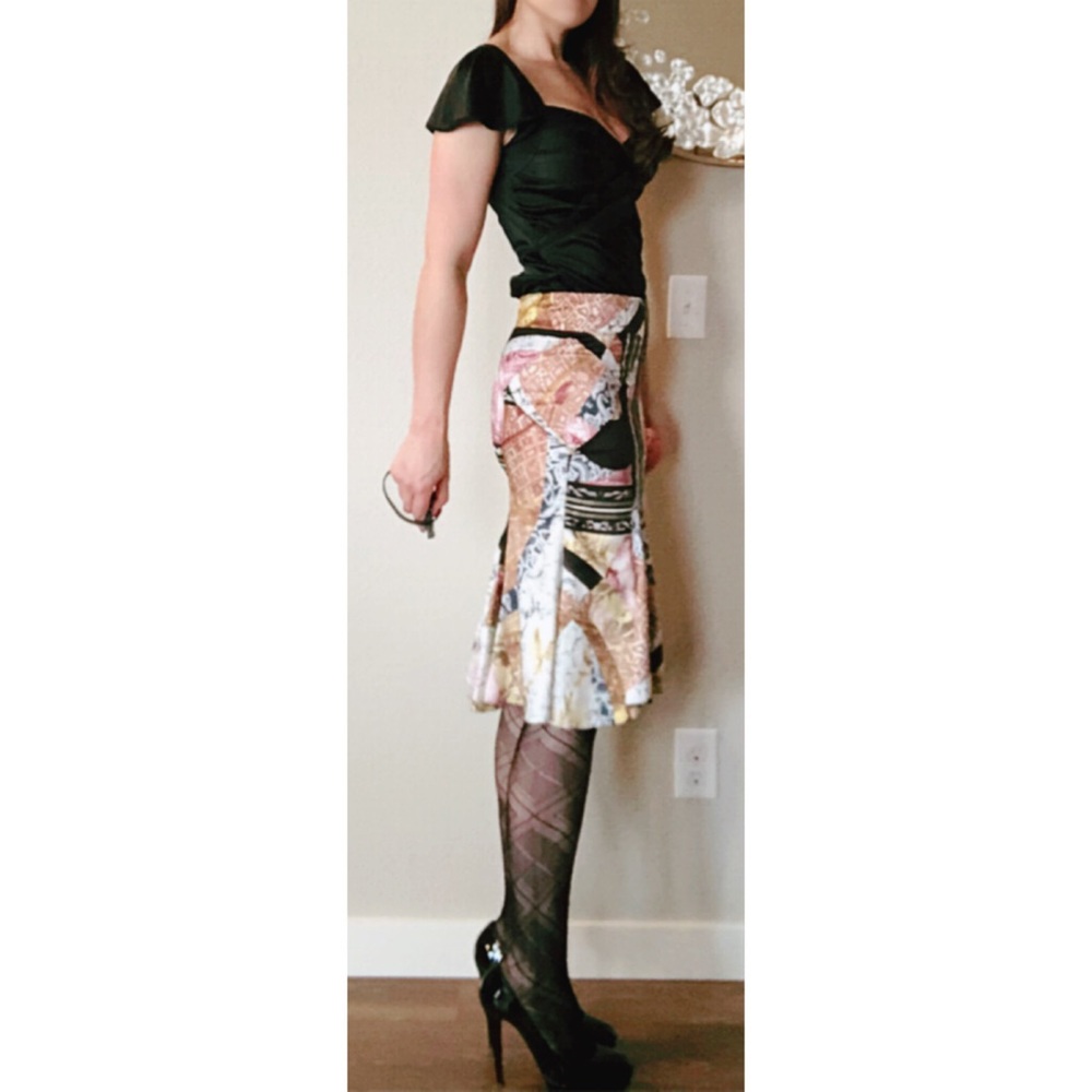 Just Cavalli Abstract Print Trumpet Hem Skirt 6 - Picture 5 of 9